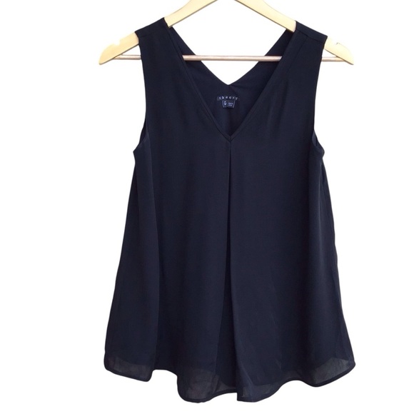 Theory Black Silk Sleeveless V-Neck Pleat Top - Picture 4 of 7